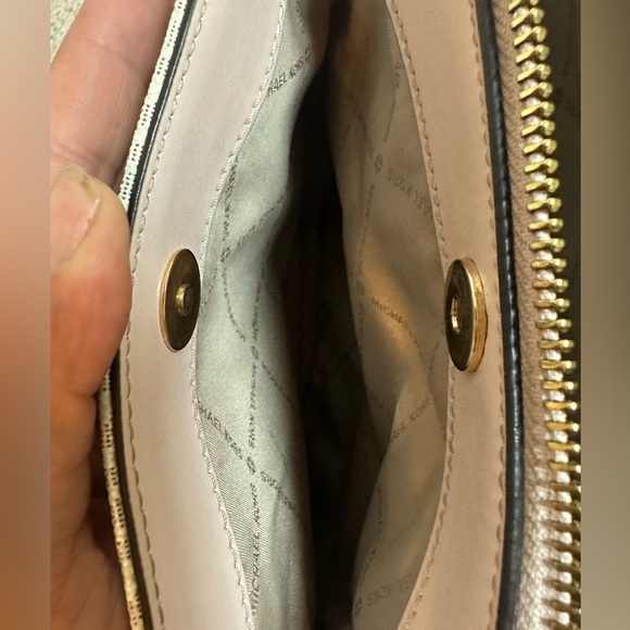 MK Nicole Crossbody bag - Picture 5 of 8